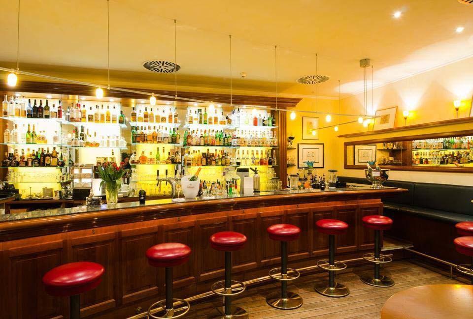 Grand Hotel Binz Exterior photo The bar at the Ivy